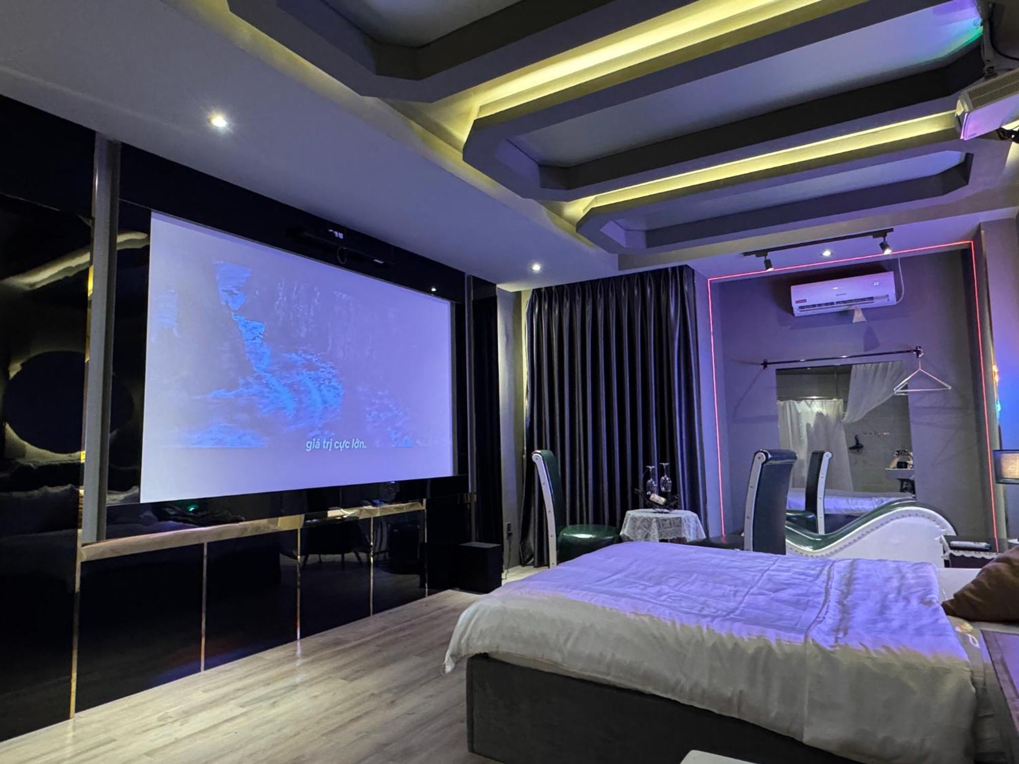 M&h Cinema Khách sạn *